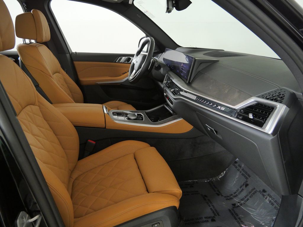 Thumbnail: 2024 BMW X5 - 23