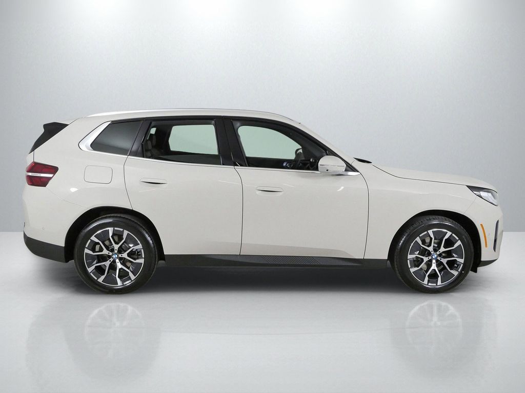 Thumbnail: 2026 BMW X3 - 8