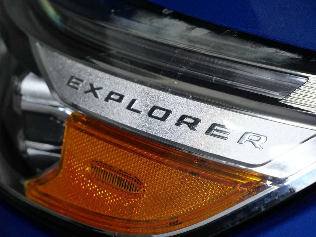 Thumbnail: 2020 Ford Explorer - 5