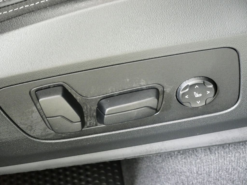 Thumbnail: 2026 BMW X1 - 22