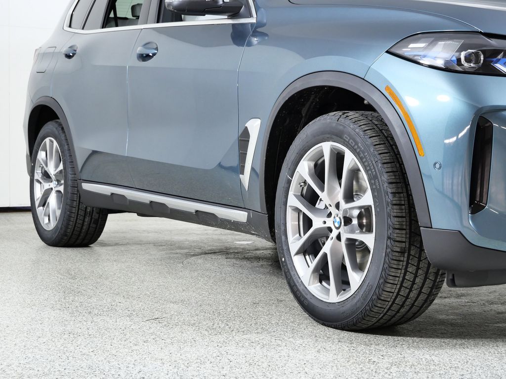 Thumbnail: 2026 BMW X5 - 6