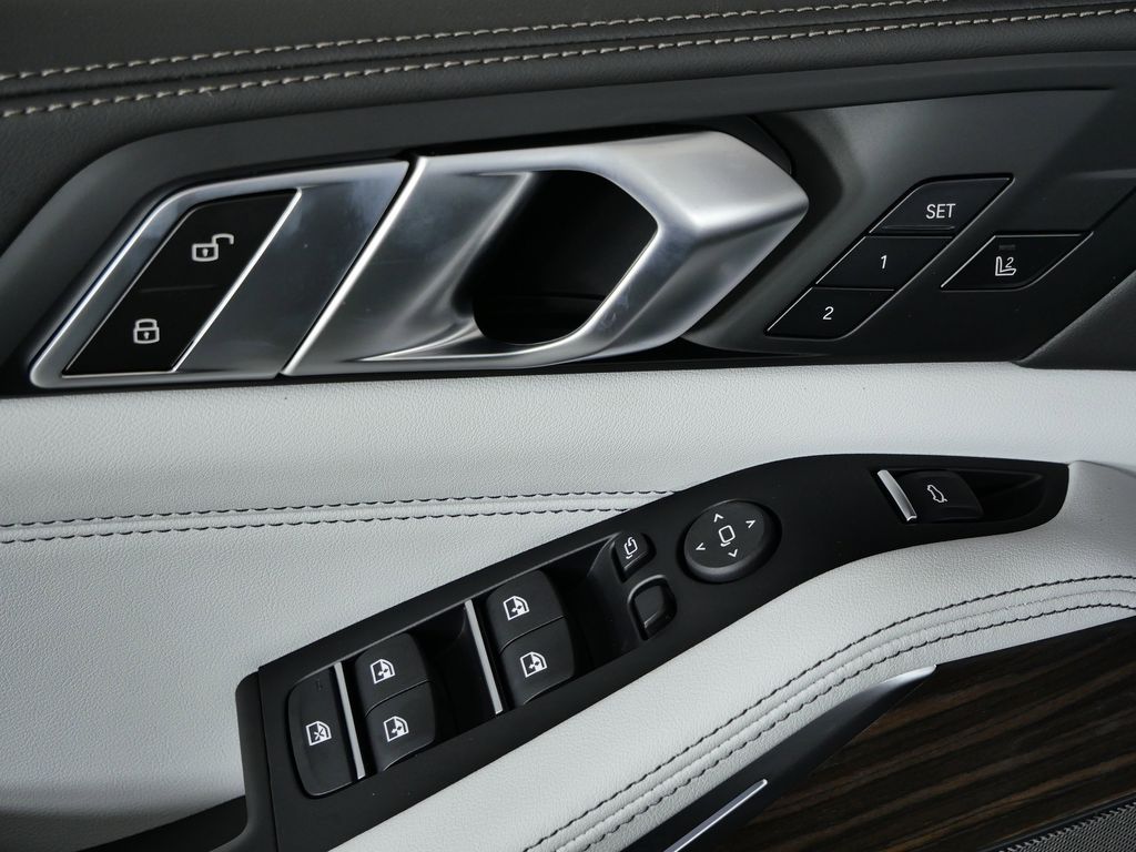 Thumbnail: 2026 BMW X5 - 37