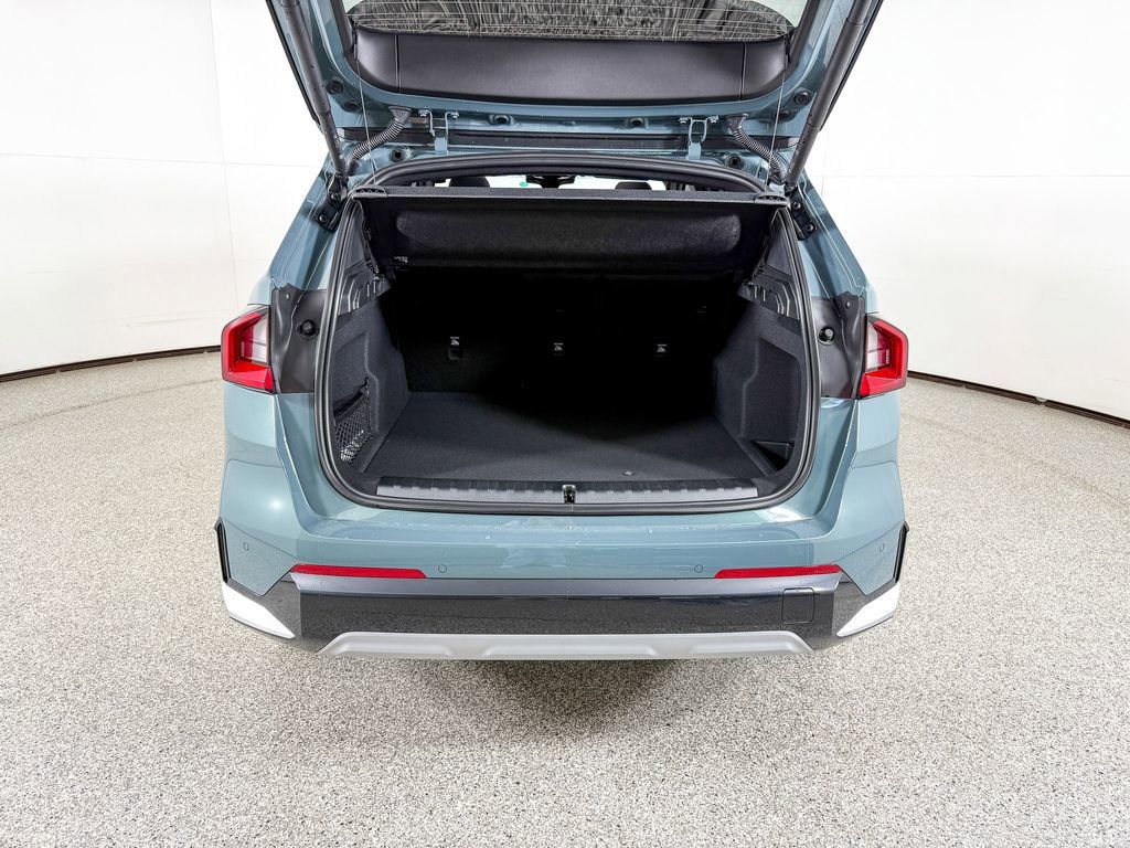 Thumbnail: 2025 BMW X1 - 18