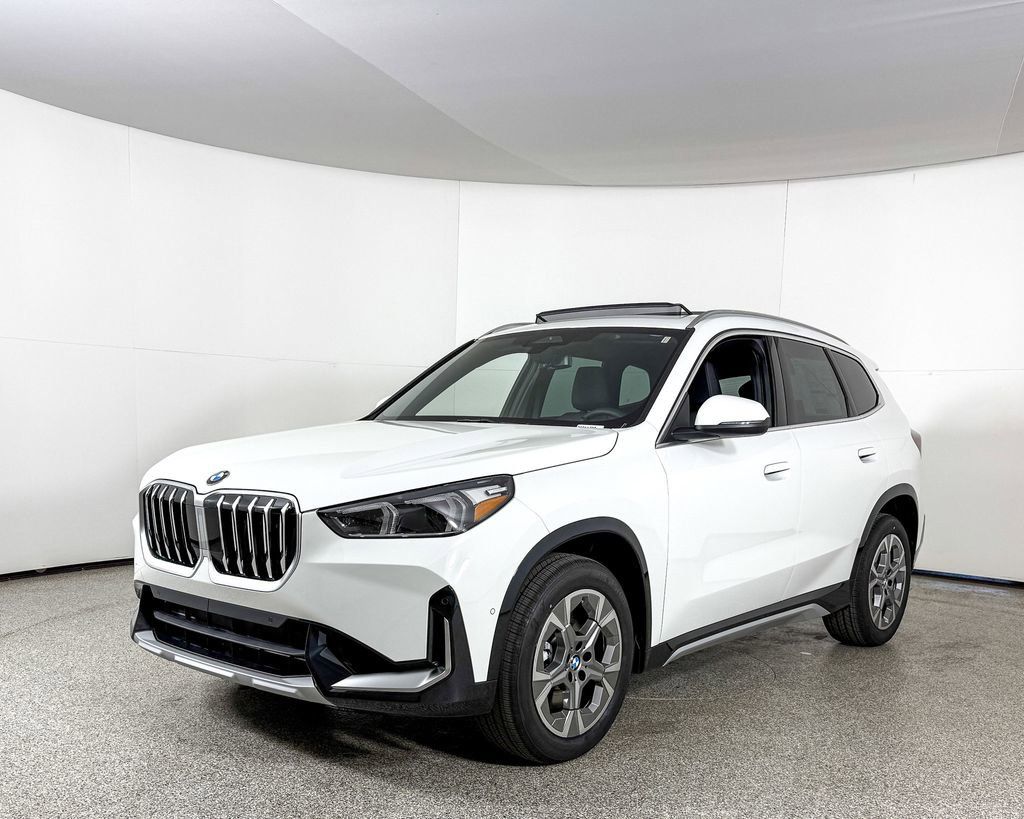 Thumbnail: 2025 BMW X1 - 1