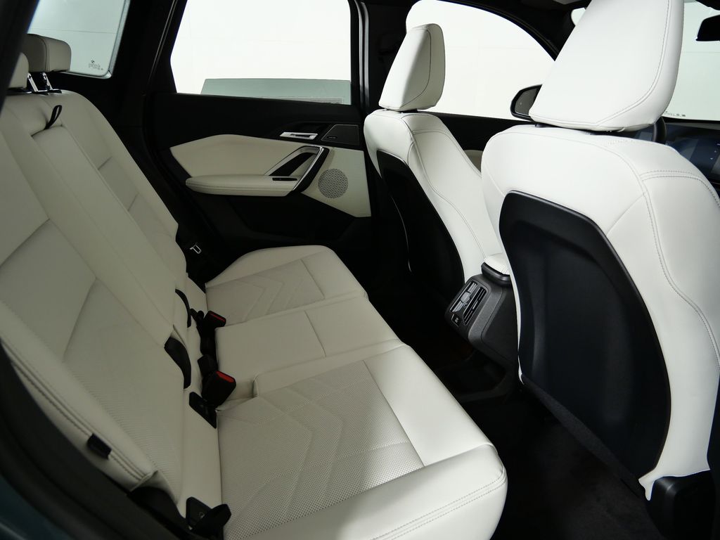 Thumbnail: 2026 BMW X1 - 24