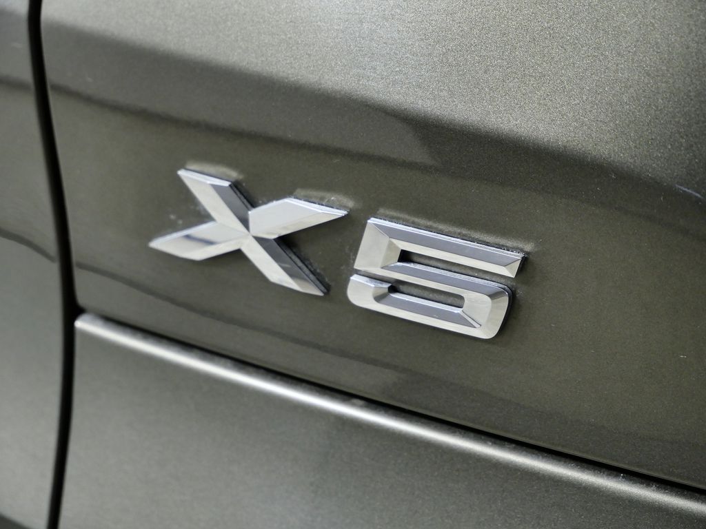 Thumbnail: 2020 BMW X5 - 14