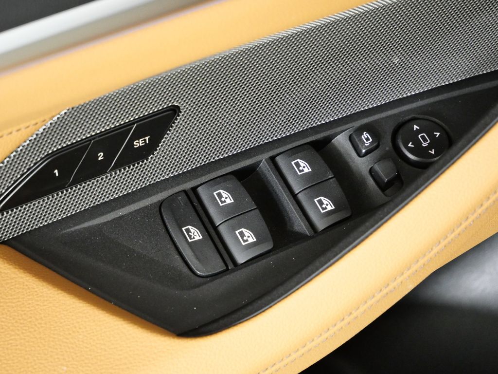 Thumbnail: 2026 BMW i4 - 35