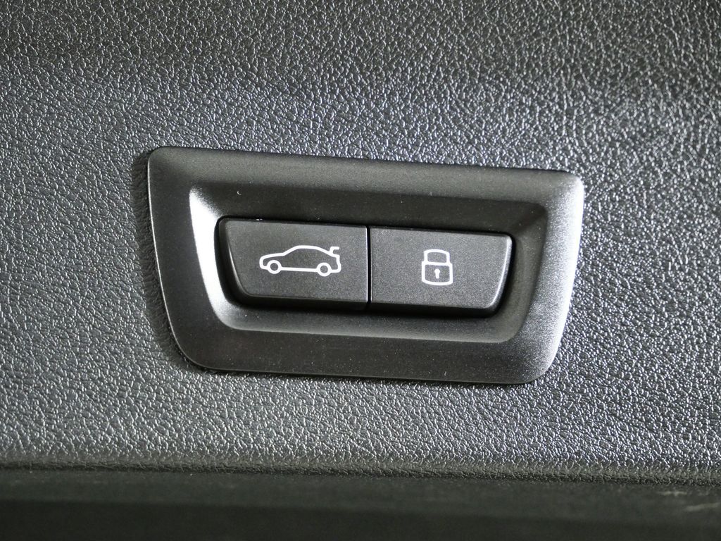 Thumbnail: 2024 BMW X3 - 33