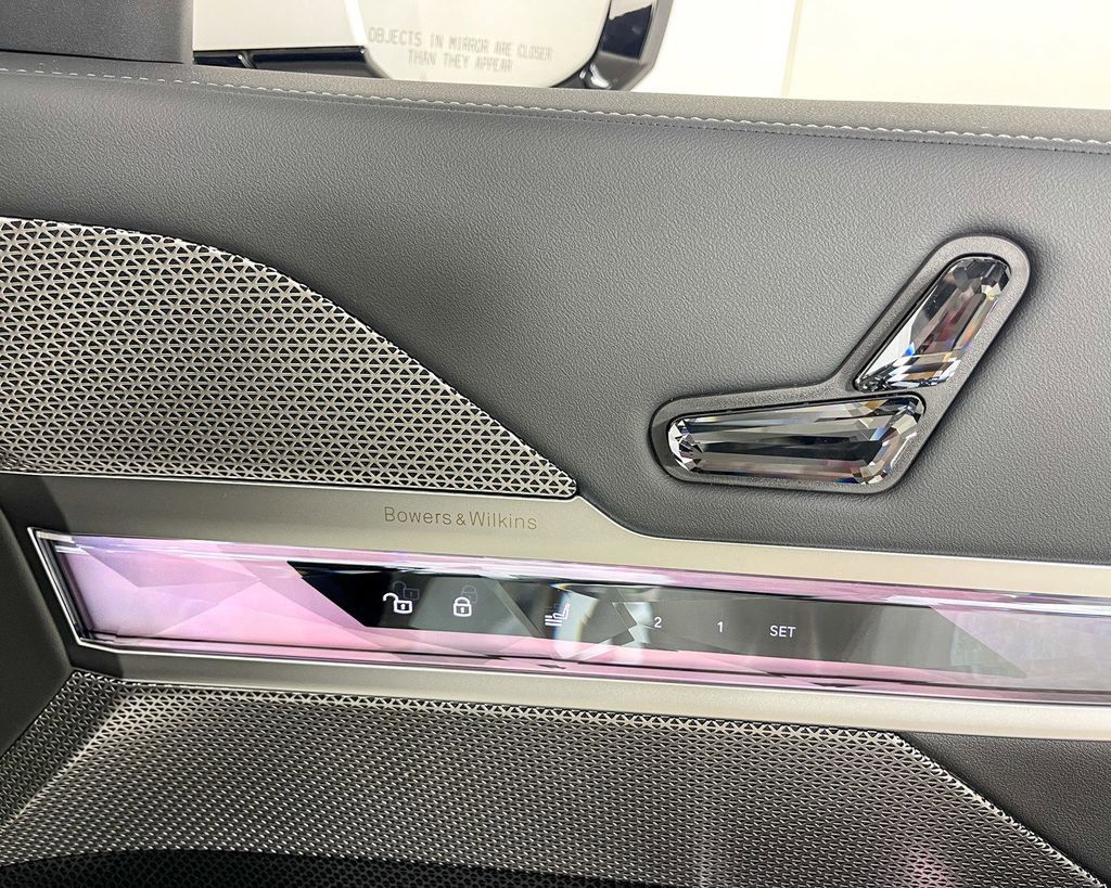 Thumbnail: 2025 BMW 7 Series - 23