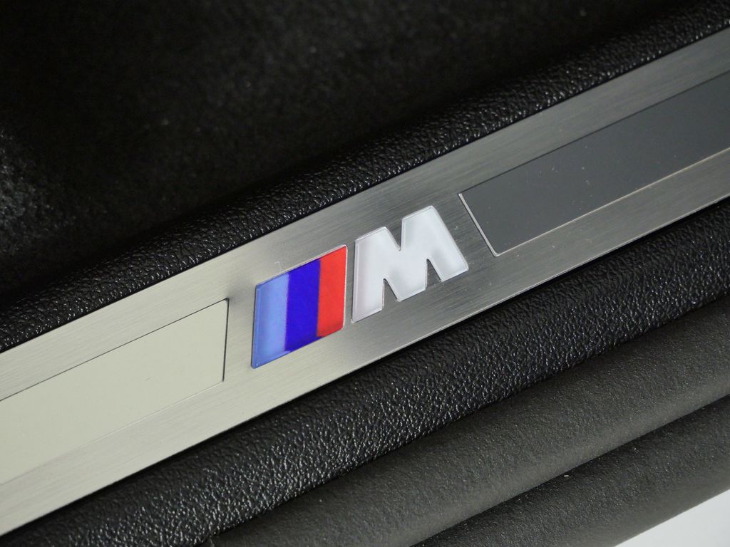 Thumbnail: 2026 BMW X5 - 23