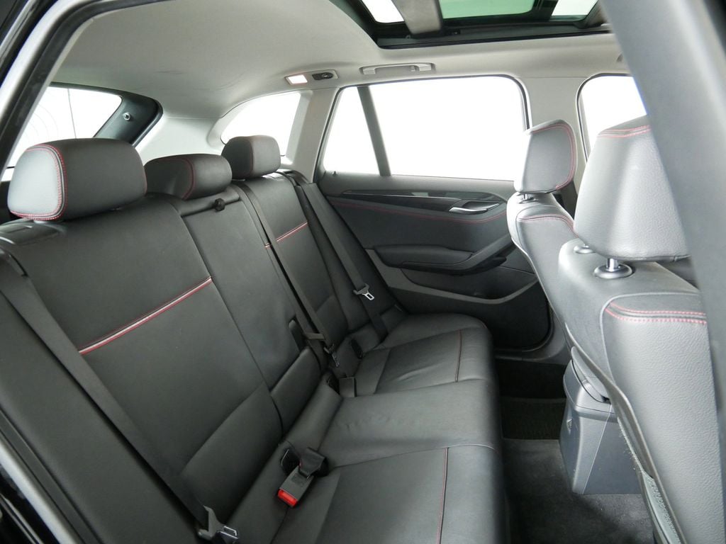 Thumbnail: 2014 BMW X1 - 24