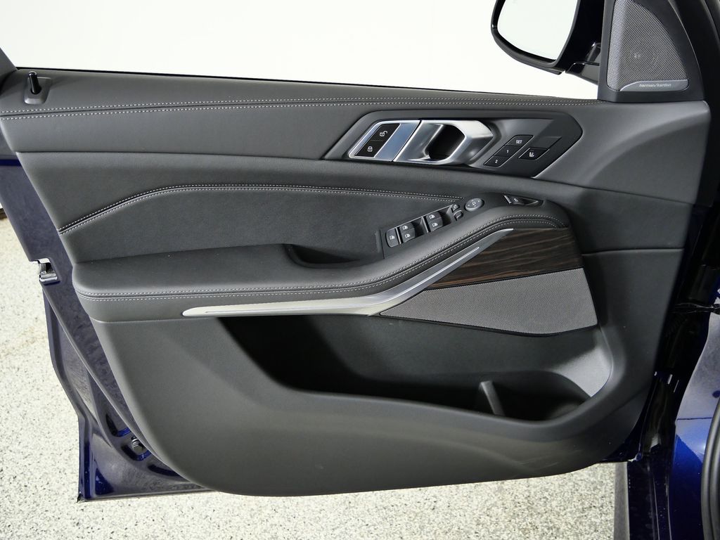 Thumbnail: 2026 BMW X5 - 34