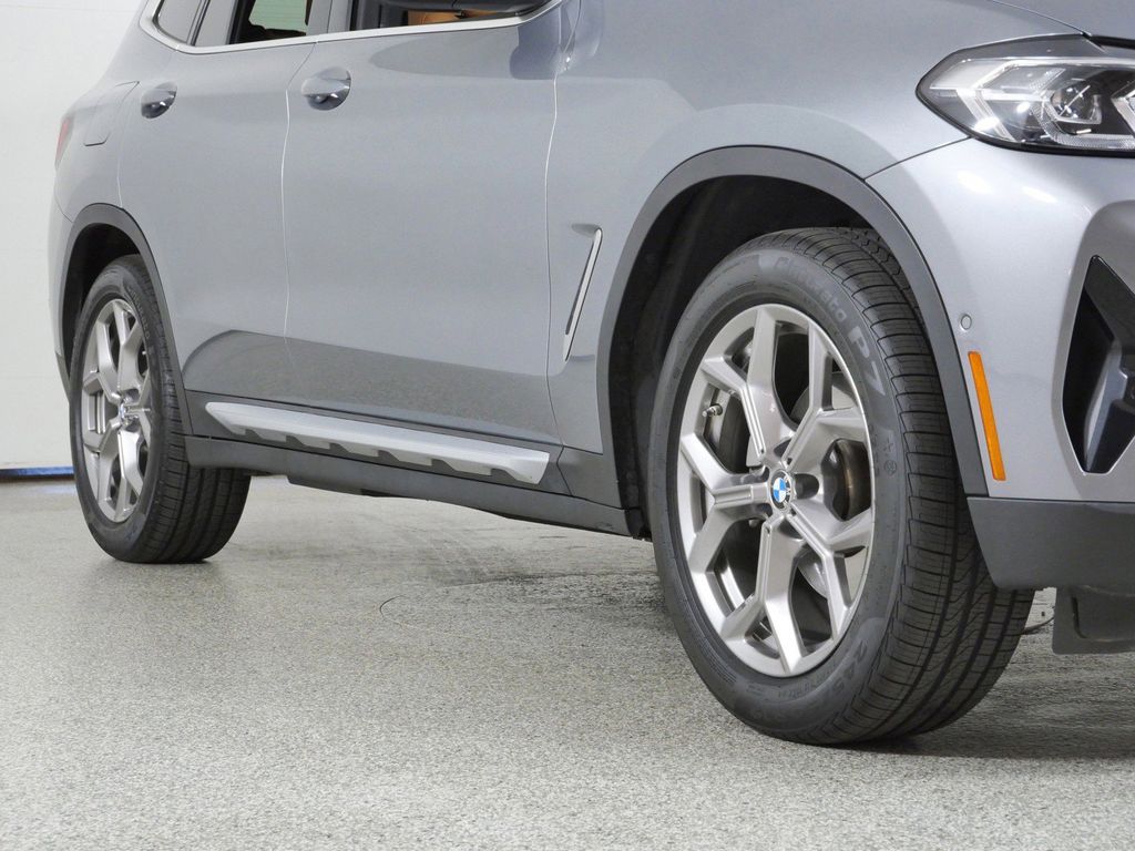 Thumbnail: 2023 BMW X3 - 6