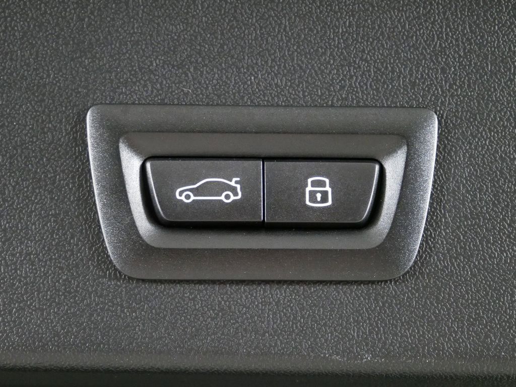 Thumbnail: 2026 BMW X3 - 29