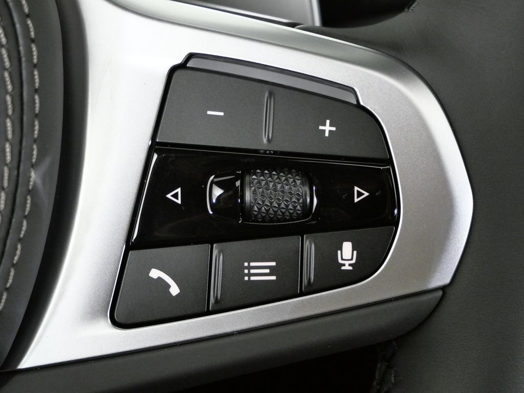 Thumbnail: 2026 BMW X6 - 42