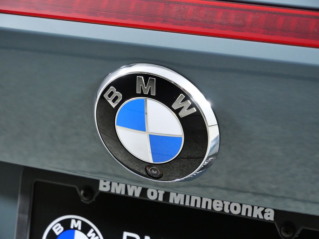 Thumbnail: 2025 BMW 4 Series - 14