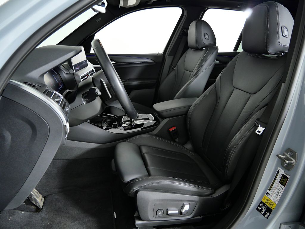 Thumbnail: 2023 BMW X3 - 38