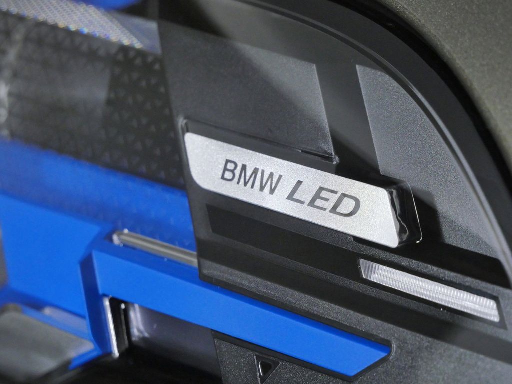 Thumbnail: 2026 BMW X5 - 4