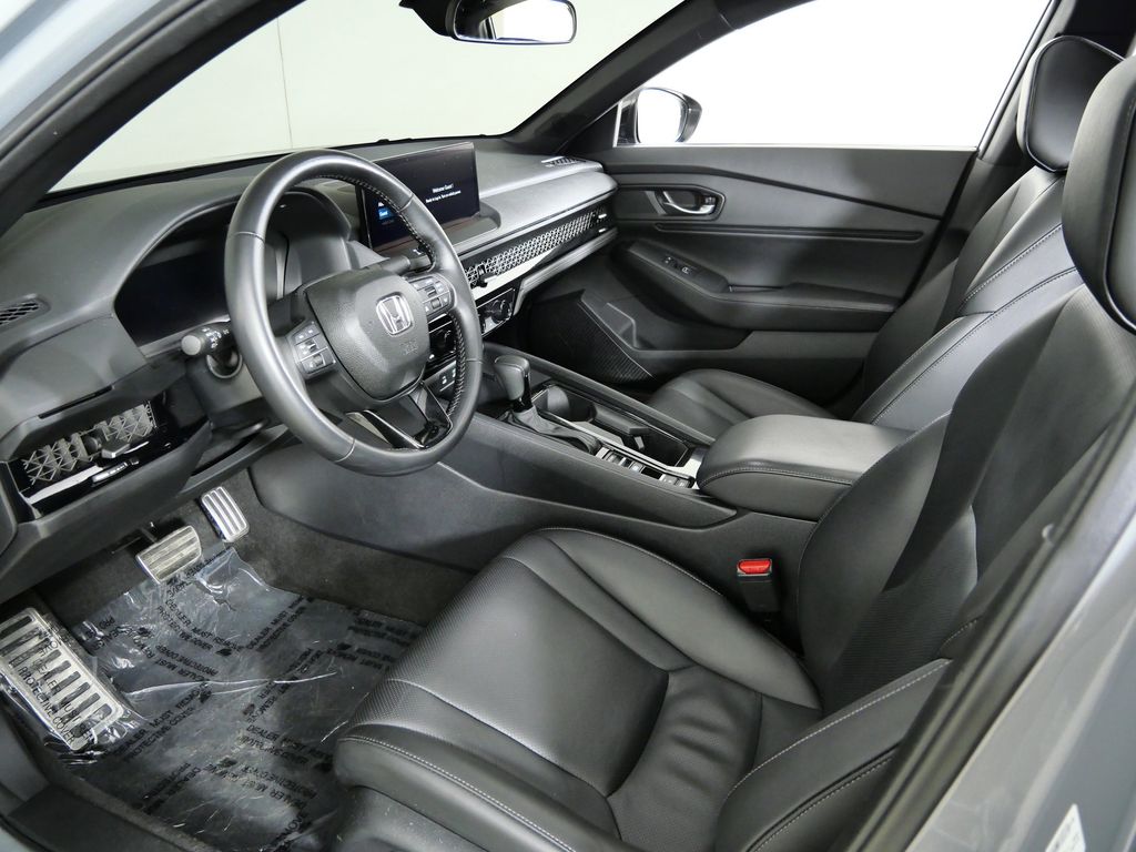 Thumbnail: 2025 Honda Accord - 32