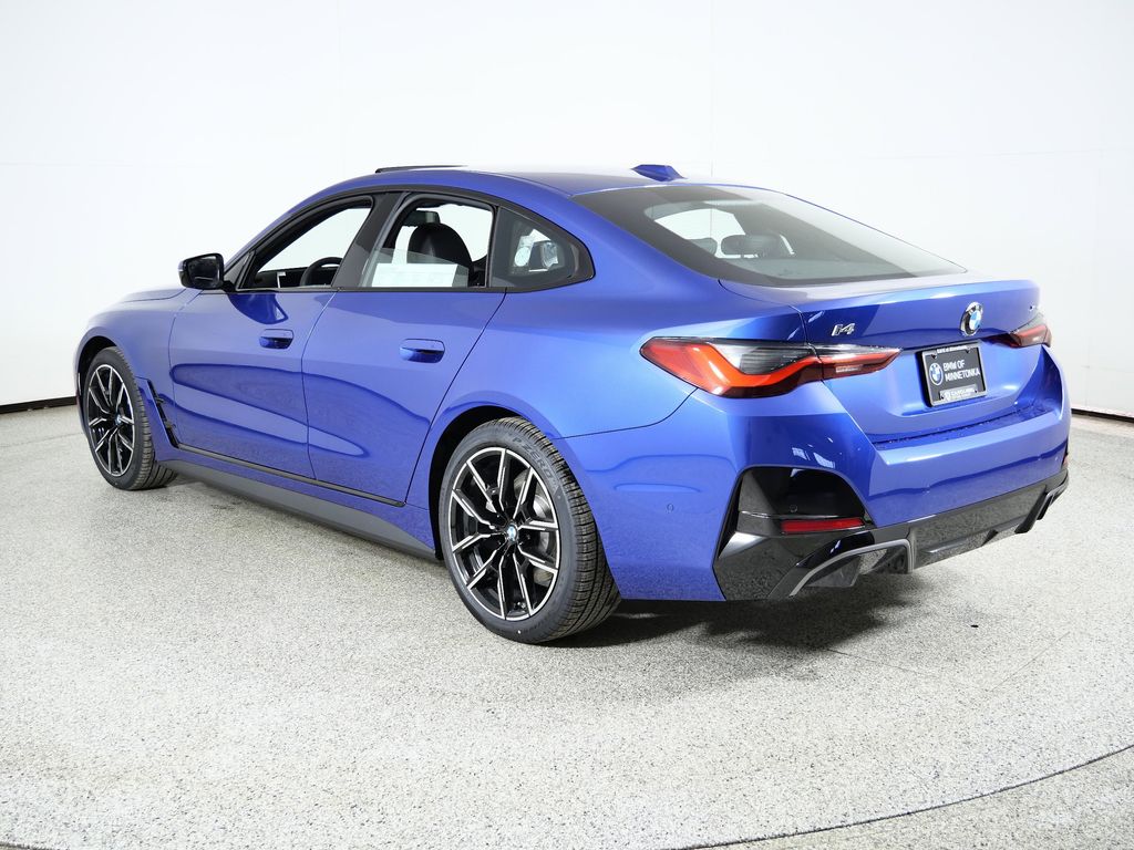 Thumbnail: 2026 BMW i4 - 14