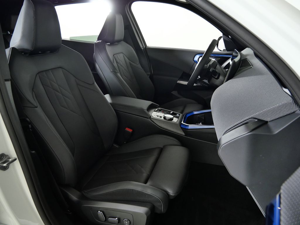 Thumbnail: 2026 BMW X3 - 22