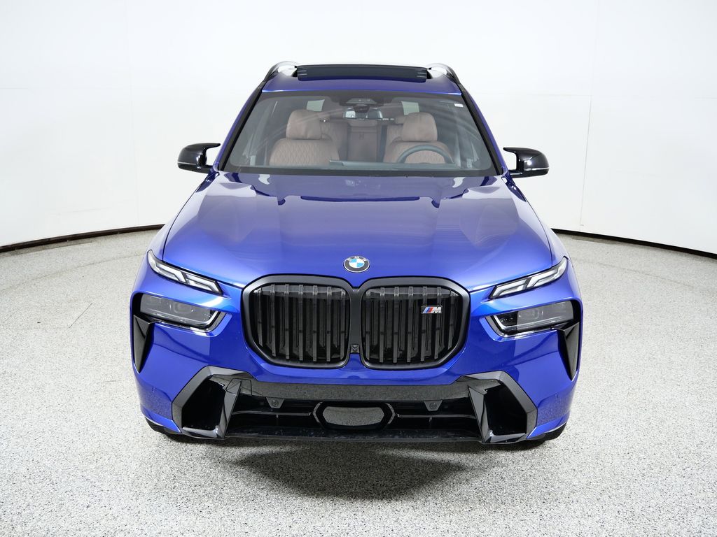 Thumbnail: 2026 BMW X7 - 16