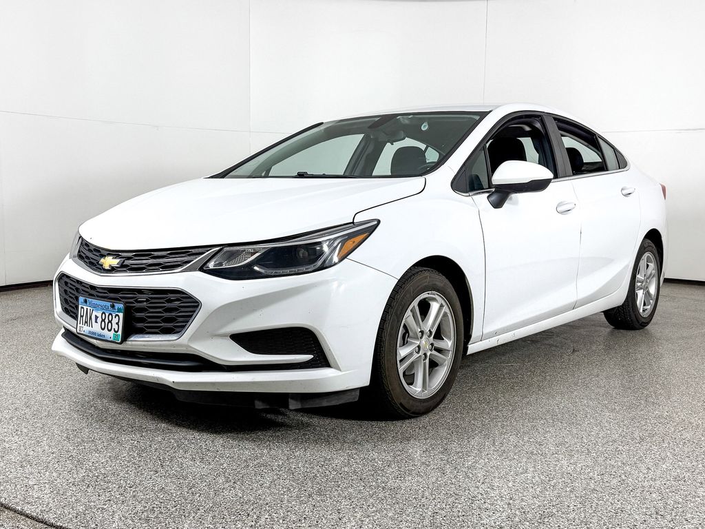 2017 Chevrolet Cruze LT -
                  Wayzata, MN