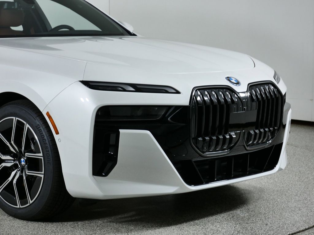 Thumbnail: 2024 BMW i7 - 3