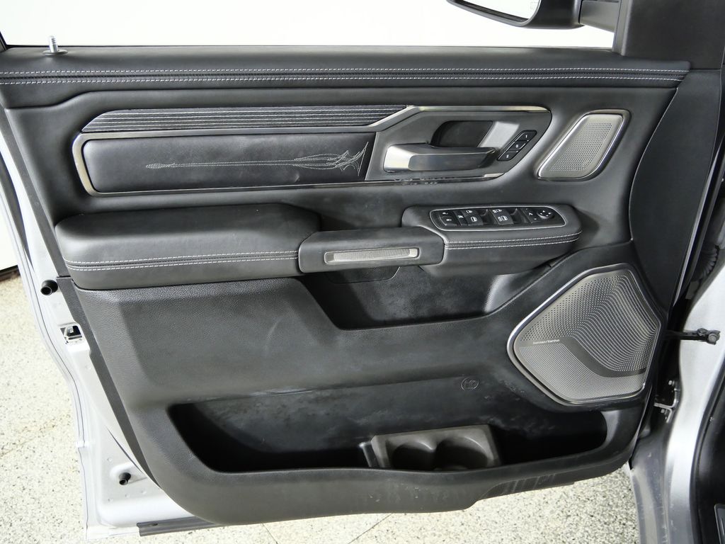 Thumbnail: 2020 RAM 1500 - 33