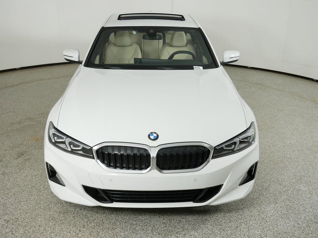 Thumbnail: 2025 BMW 3 Series - 17