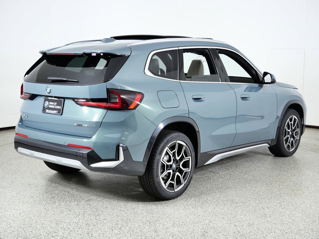 Thumbnail: 2026 BMW X1 - 11