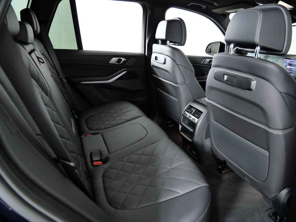 Thumbnail: 2024 BMW X5 - 31