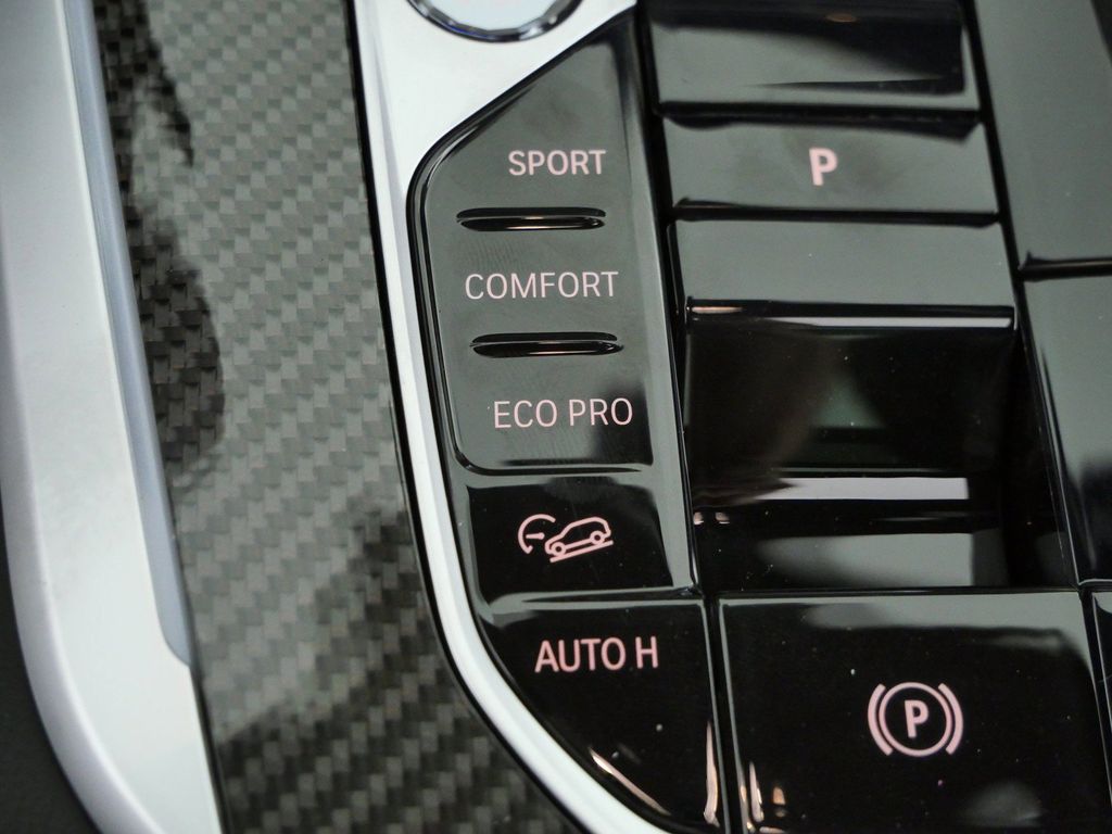 Thumbnail: 2026 BMW X5 - 42