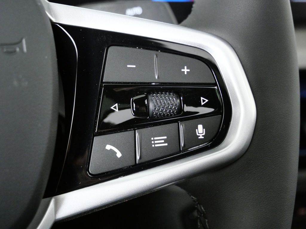 Thumbnail: 2026 BMW i4 - 41