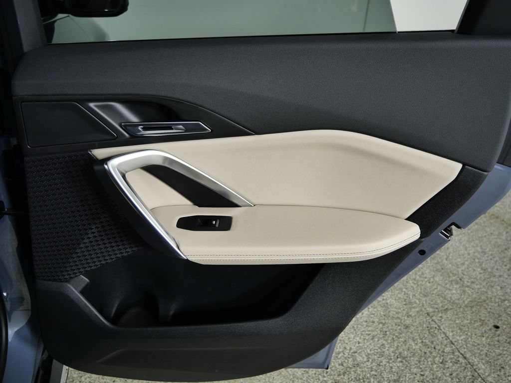 Thumbnail: 2024 BMW X1 - 27