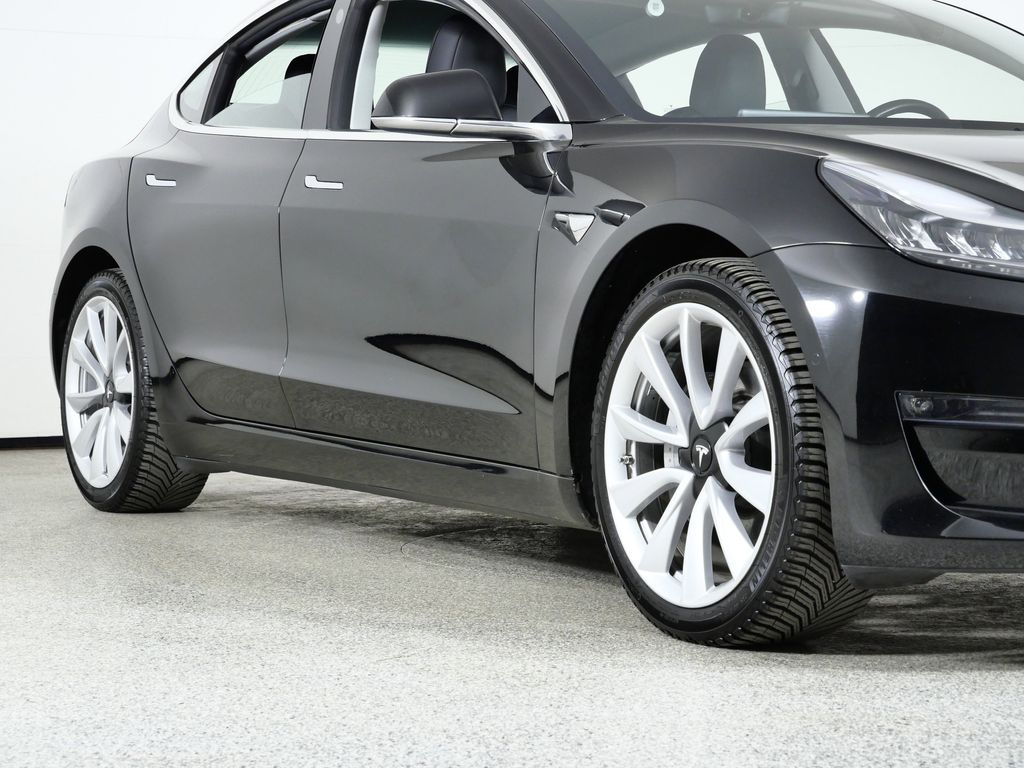 Thumbnail: 2018 Tesla Model 3 - 7