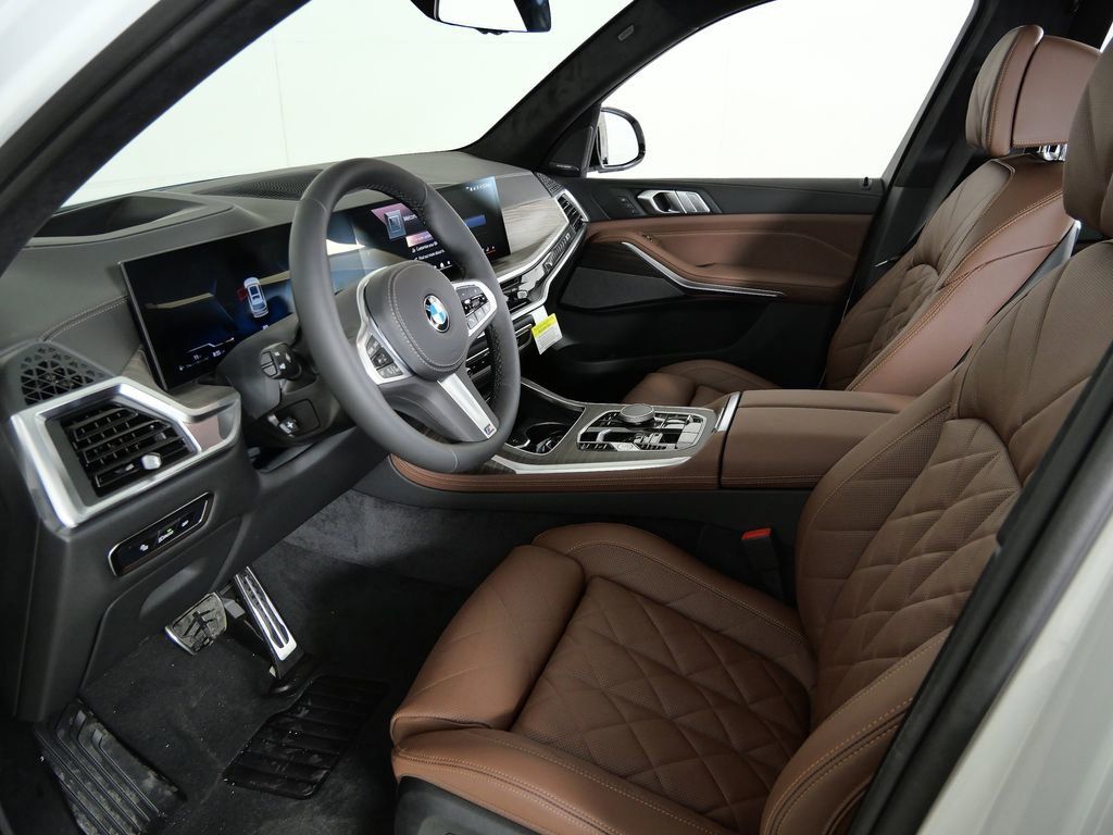 Thumbnail: 2026 BMW X7 - 39