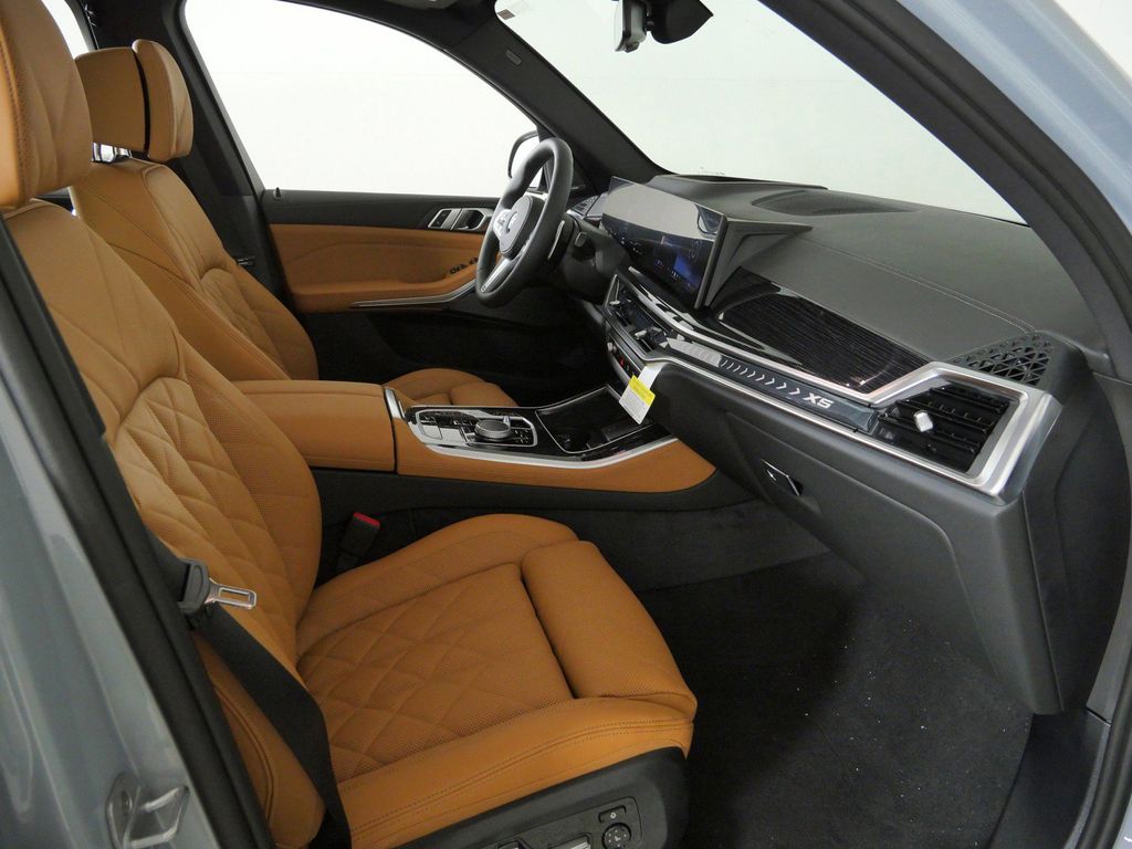 Thumbnail: 2026 BMW X5 - 20