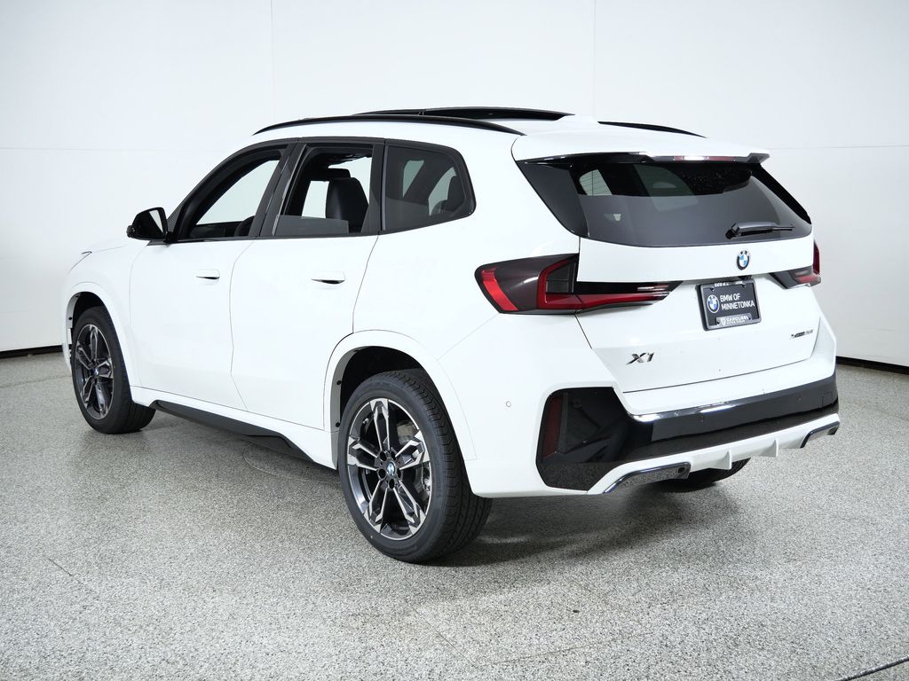 Thumbnail: 2026 BMW X1 - 14