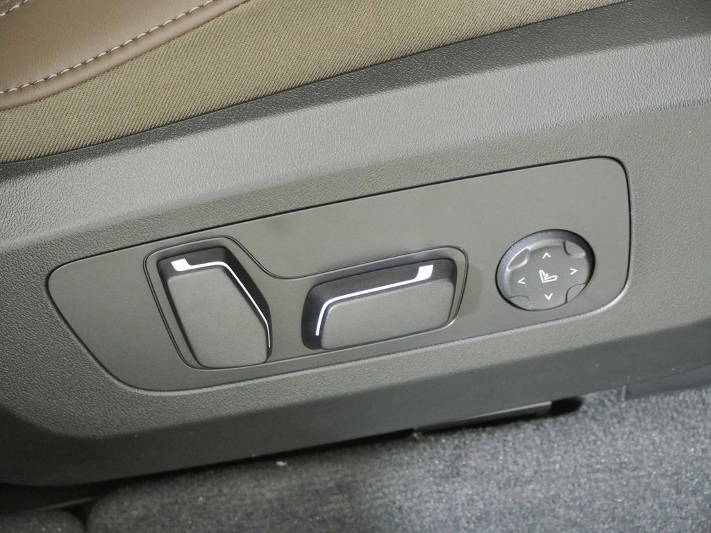 Thumbnail: 2026 BMW X3 - 23