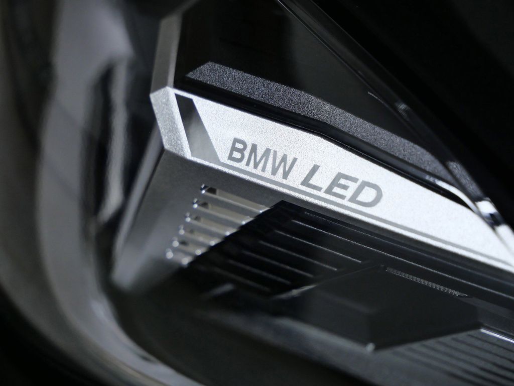 Thumbnail: 2026 BMW i4 - 4