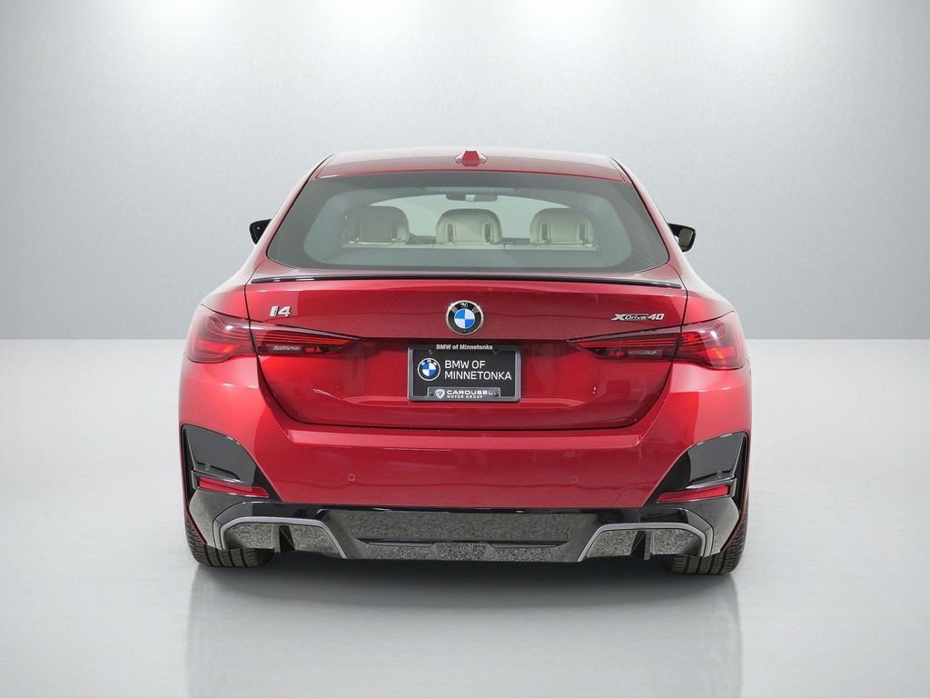 Thumbnail: 2026 BMW i4 - 10