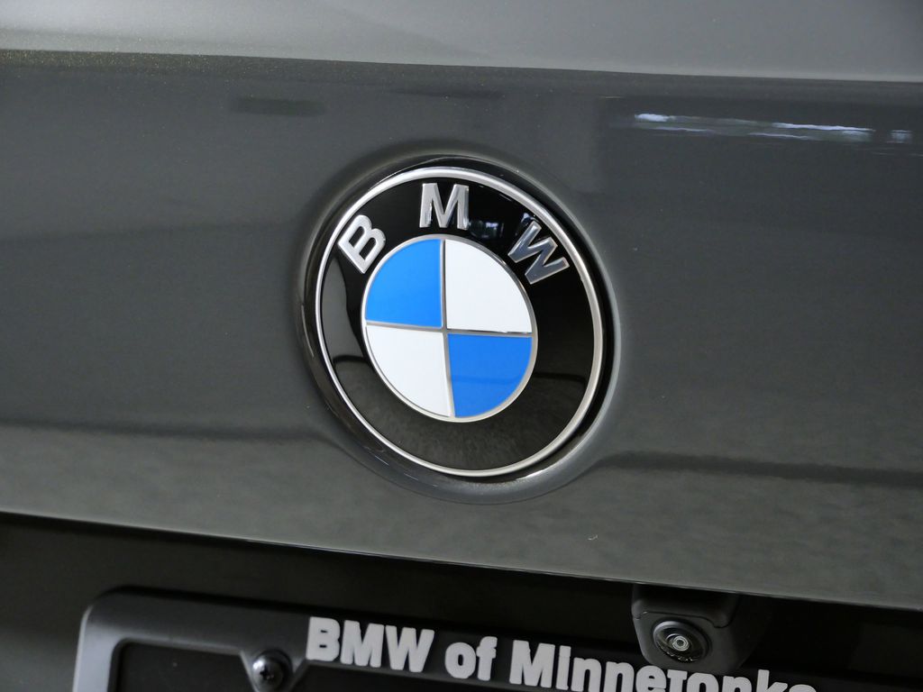Thumbnail: 2026 BMW X5 - 11