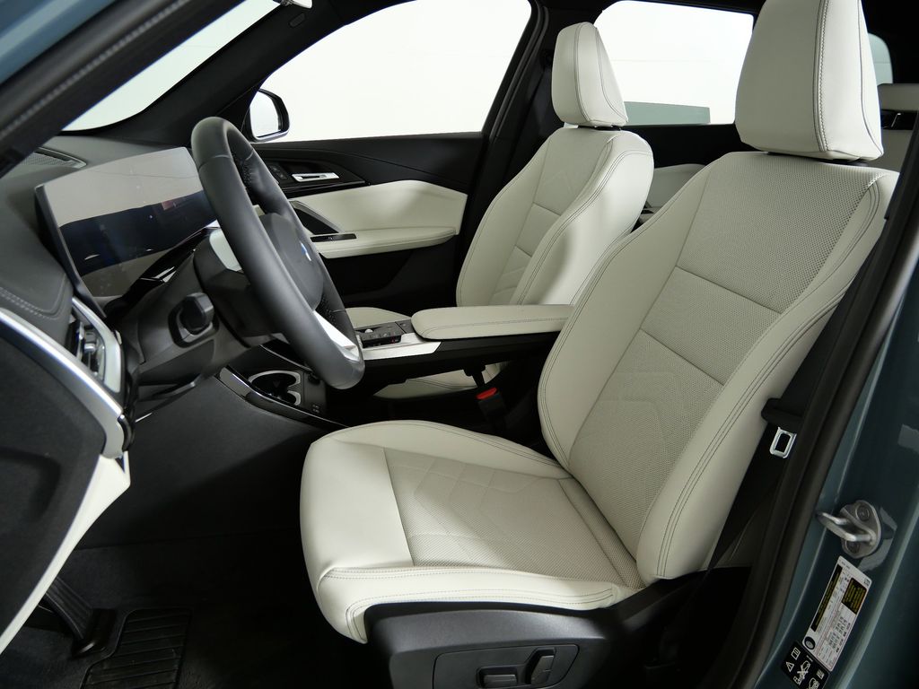 Thumbnail: 2026 BMW X1 - 33