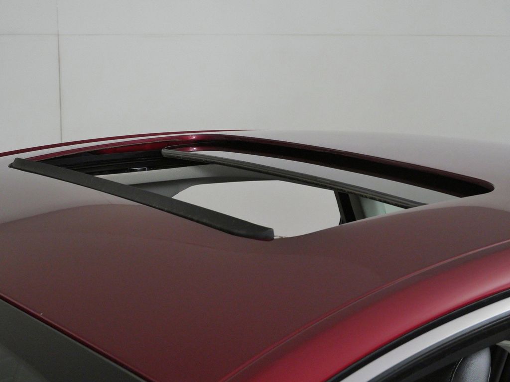 Thumbnail: 2013 Ford Fusion - 18