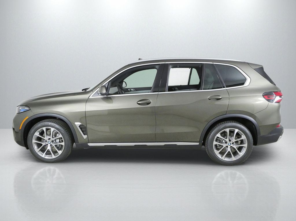 Thumbnail: 2026 BMW X5 - 15