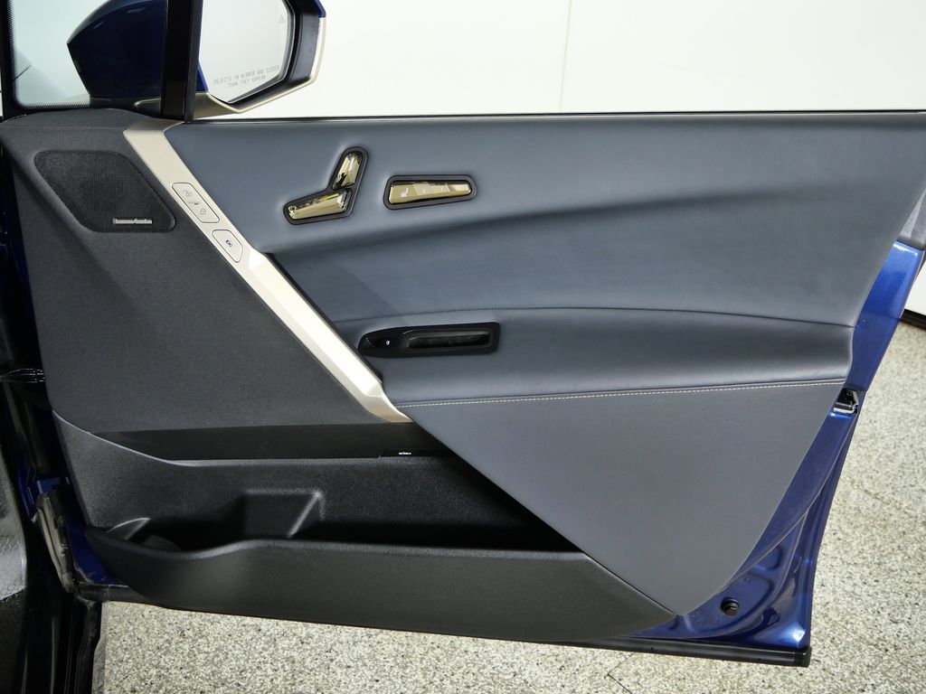 Thumbnail: 2023 BMW iX - 21