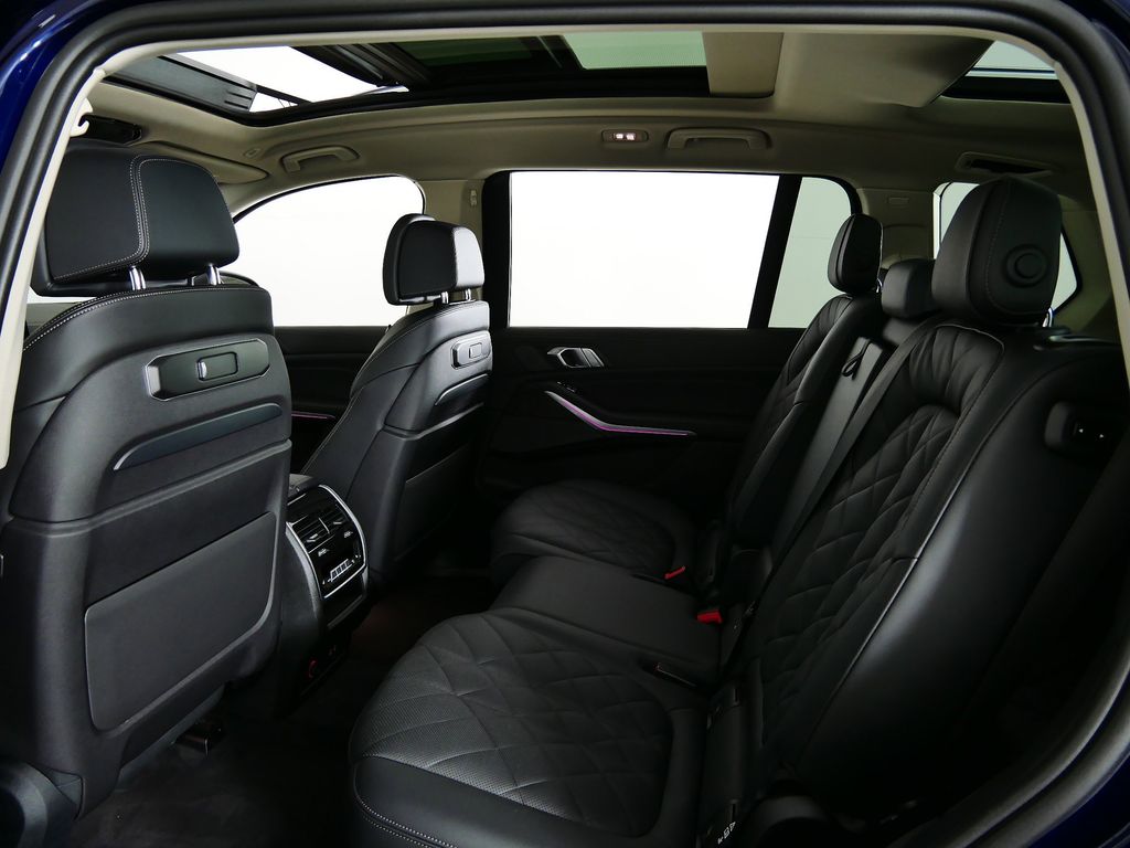 Thumbnail: 2024 BMW X7 - 29