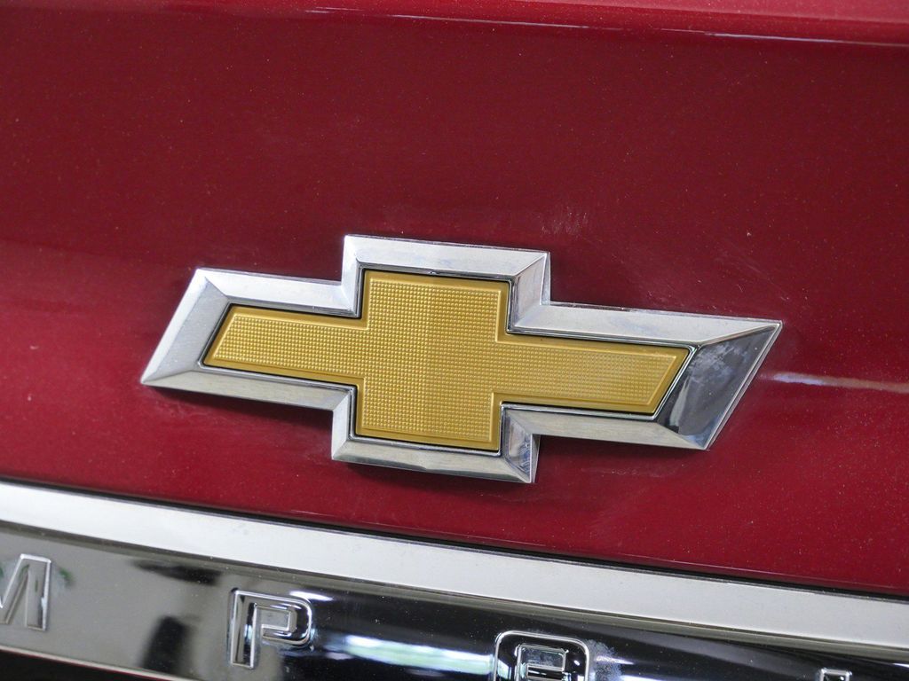 Thumbnail: 2014 Chevrolet Impala - 12