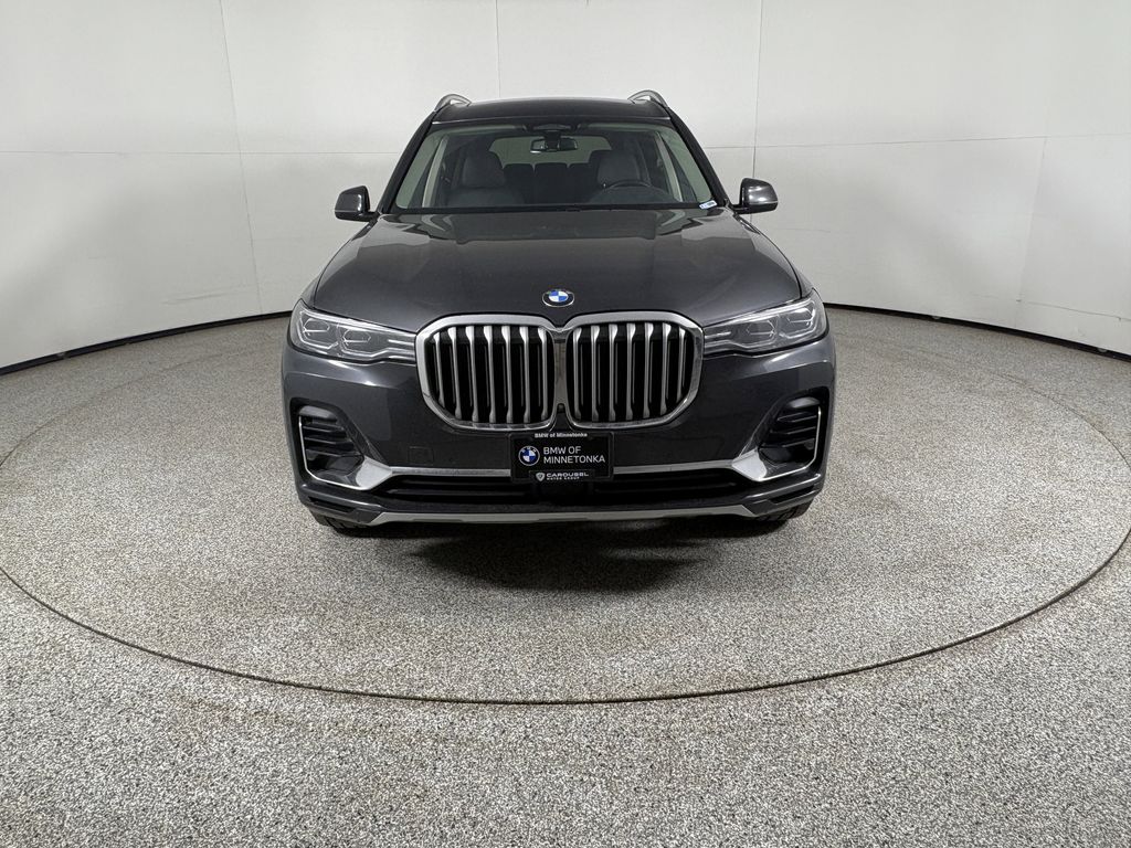 Thumbnail: 2021 BMW X7 - 3